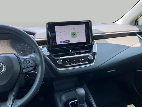 Used 2024 Toyota Corolla LE FWD image 7