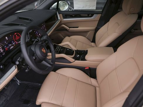New 2026 Porsche Cayenne S AWD/4WD image 14