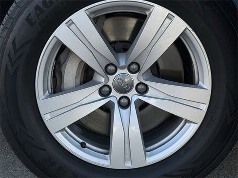 Used 2019 Audi Q7 2.0T Premium Plus w/ Premium Plus Package image 9