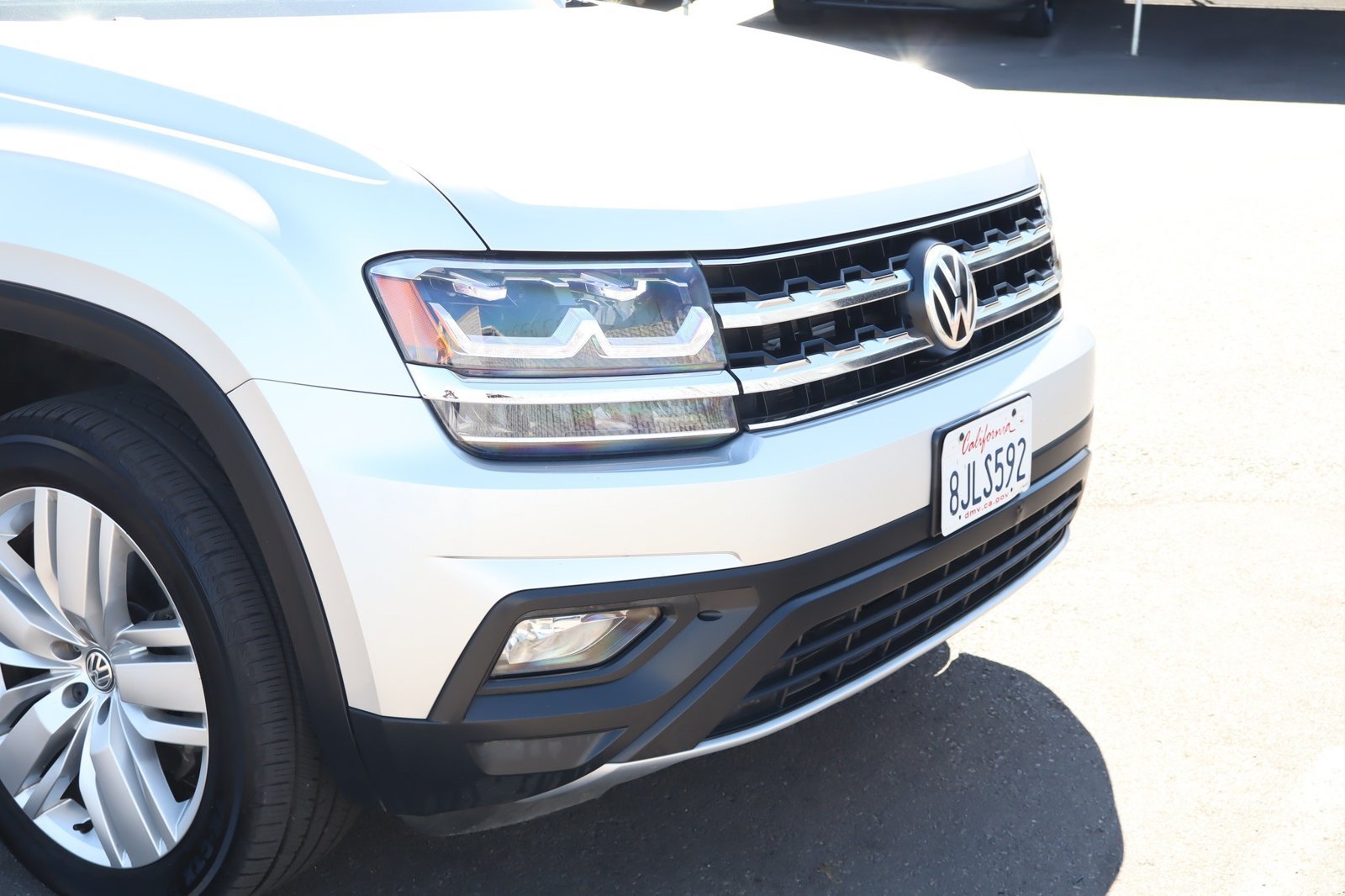 Used 2019 Volkswagen Atlas SE w/ Panoramic Sunroof Package FWD image 9