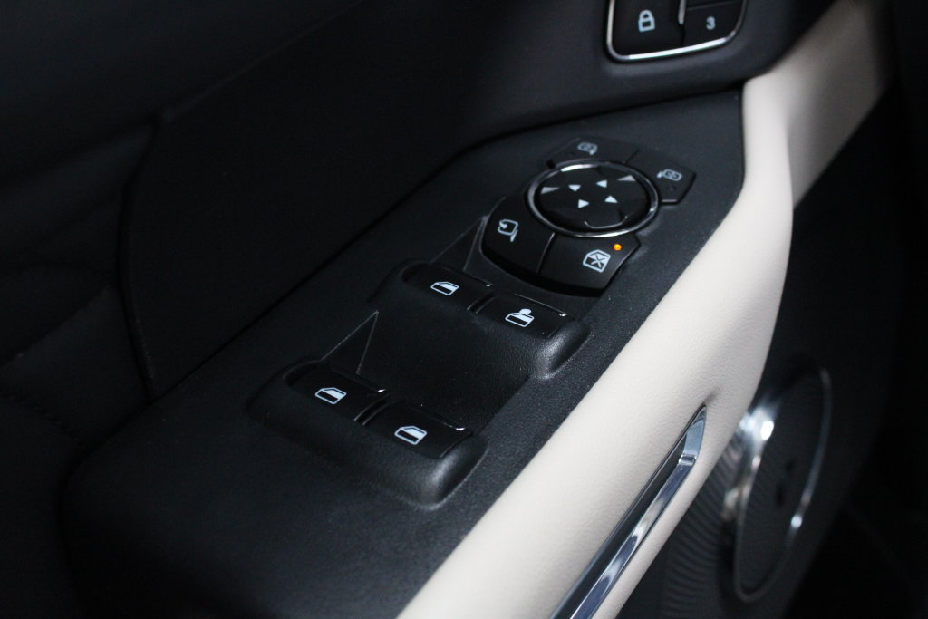 Used 2024 Ford Expedition Max Platinum AWD/4WD image 8