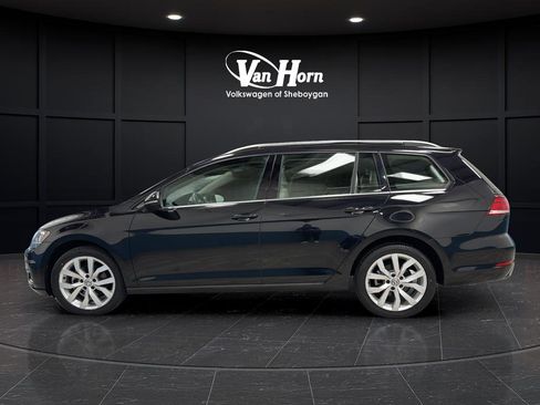 Used 2018 Volkswagen Golf SEL FWD image 4