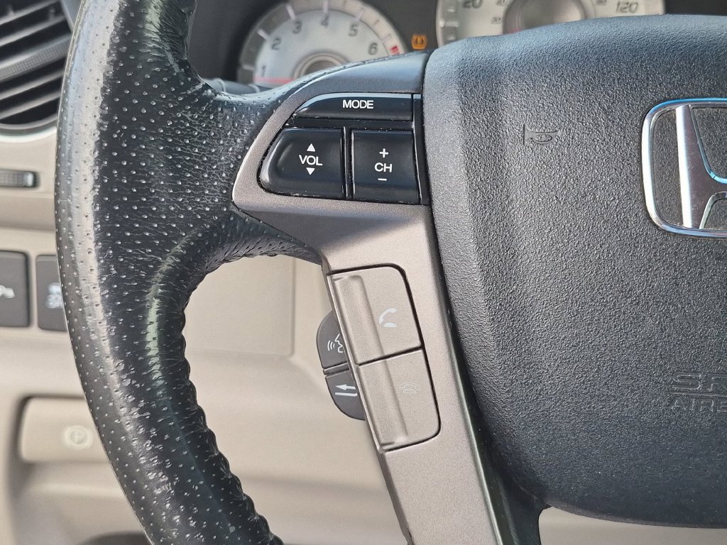 Used 2015 Honda Pilot Touring image 24