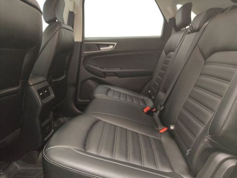 Used 2019 Ford Edge SEL w/ Equipment Group 201A FWD image 18