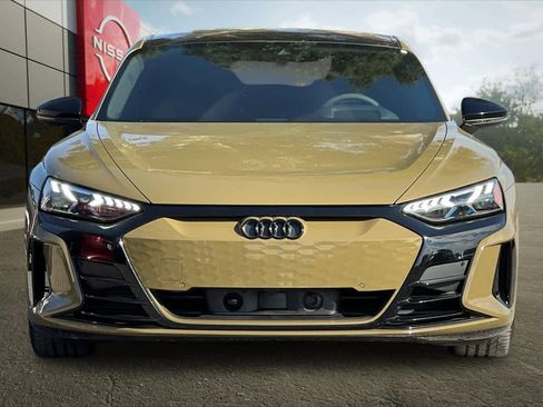 Used 2023 Audi e-tron GT Premium Plus w/ Performance Package image 11