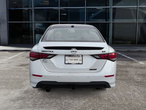 Used 2023 Nissan Sentra SR w/ Midnight Edition Package image 8