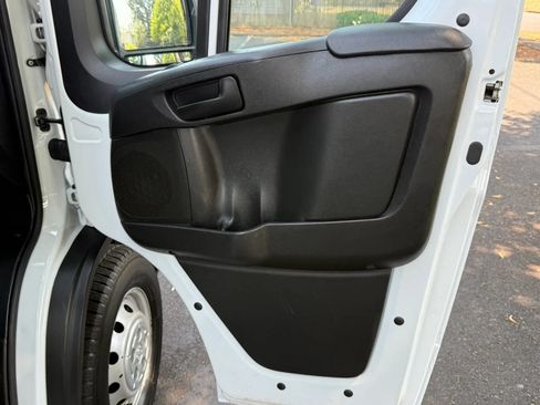 Used 2023 RAM ProMaster 2500 FWD image 25