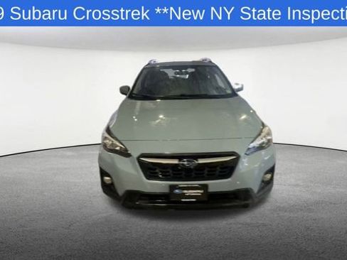 Used 2019 Subaru Crosstrek 2.0i Premium image 3