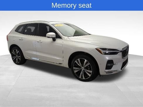 Used 2023 Volvo XC60 B5 Plus w/ Climate Package image 9