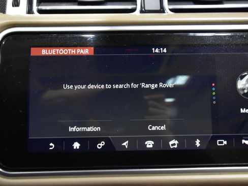 Used 2018 Land Rover Range Rover Supercharged image 25