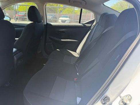 Used 2025 Nissan Sentra SV FWD image 10