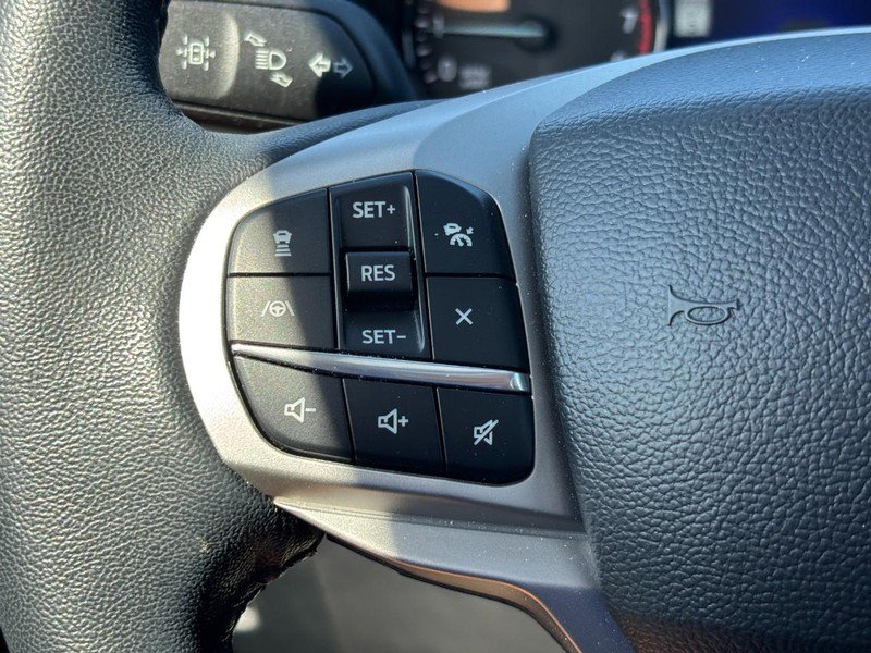 Used 2023 Ford Explorer Limited w/ Limited Technology Package AWD/4WD image 20