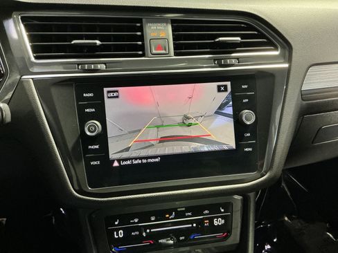 Used 2022 Volkswagen Tiguan SEL R-Line AWD/4WD image 20