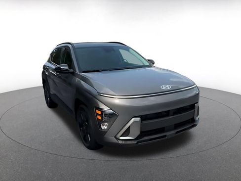 Used 2026 Hyundai Kona SEL Sport FWD image 3