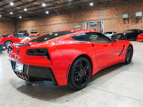 Used 2019 Chevrolet Corvette Stingray Coupe w/ Battery Protection Package RWD image 16