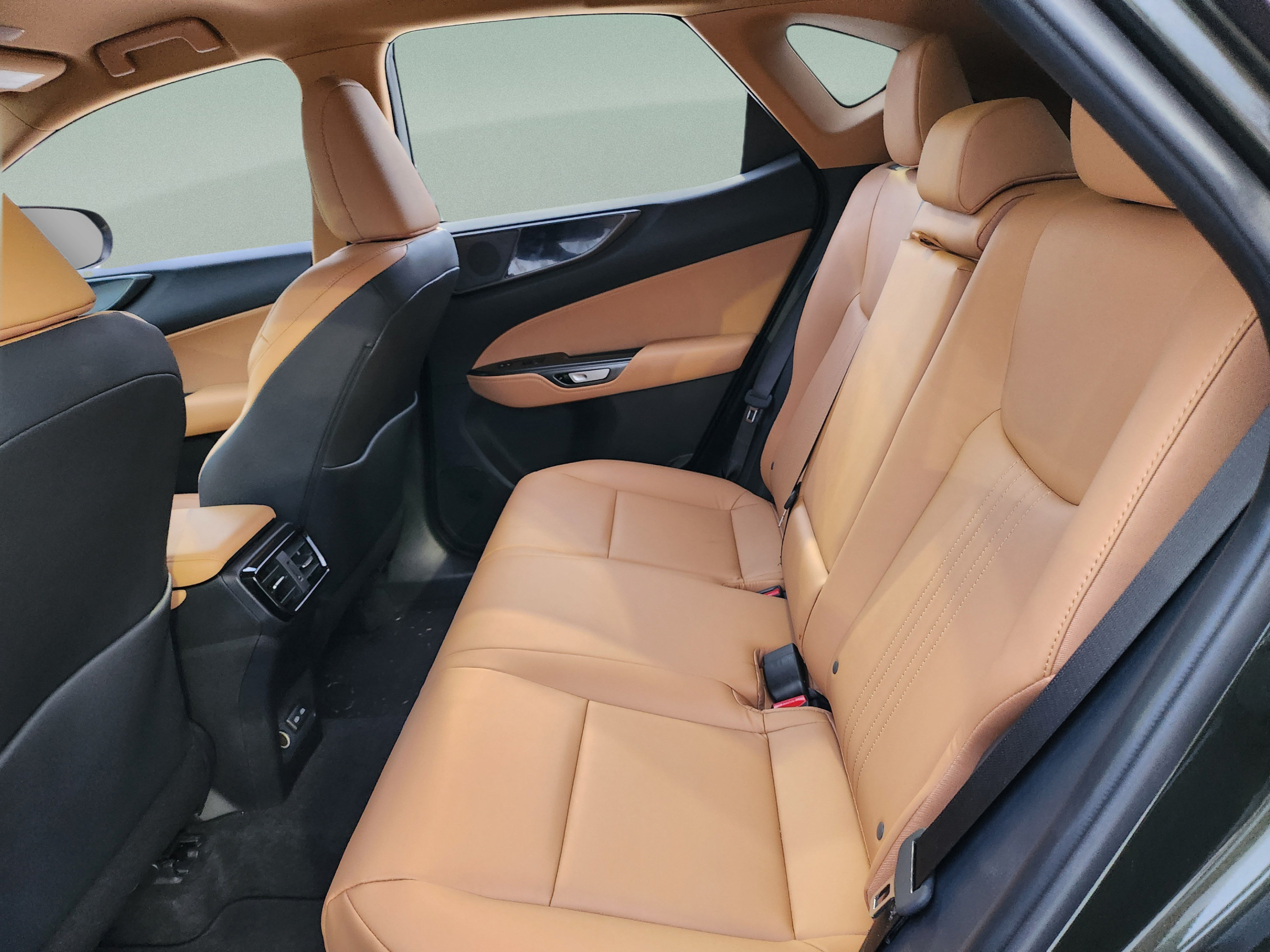 Used 2026 Lexus NX 350 AWD w/ Cold Area Package image 17