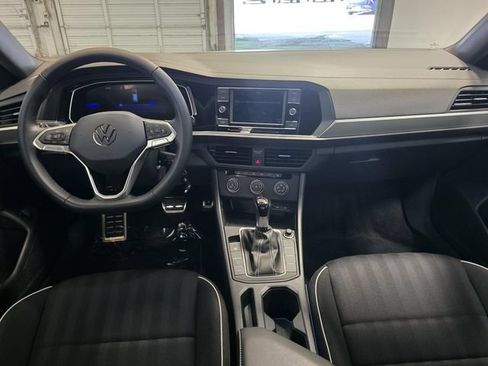 Used 2024 Volkswagen Jetta Sport FWD image 16