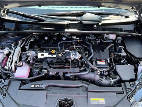 Used 2025 Toyota Prius Plug-In Hybrid image 29