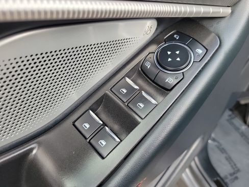 Used 2025 Ford Explorer ST AWD/4WD image 17