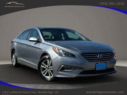 Used 2015 Hyundai Sonata SE w/ Option Group 09