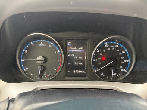 Used 2018 Toyota RAV4 LE w/ All Weather Liner Package image 10