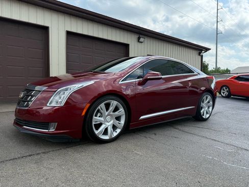 Used 2016 Cadillac ELR image 1