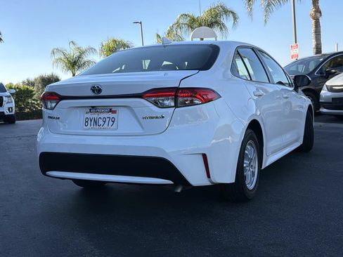 Used 2021 Toyota Corolla LE FWD image 5