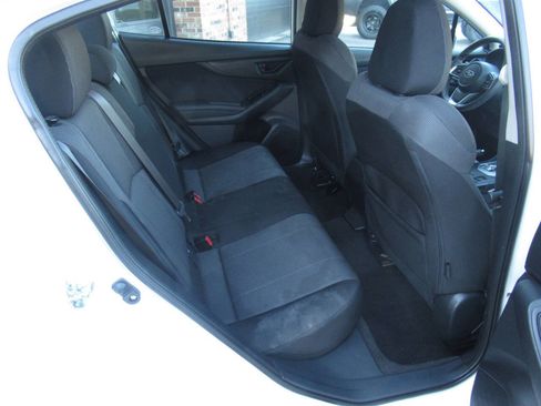 Used 2020 Subaru Impreza 2.0i Premium image 15