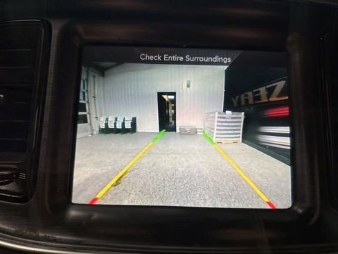 Used 2016 Dodge Challenger SXT Plus RWD image 9