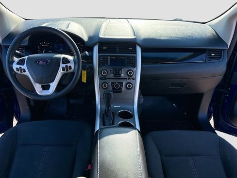 Used 2013 Ford Edge SE image 3