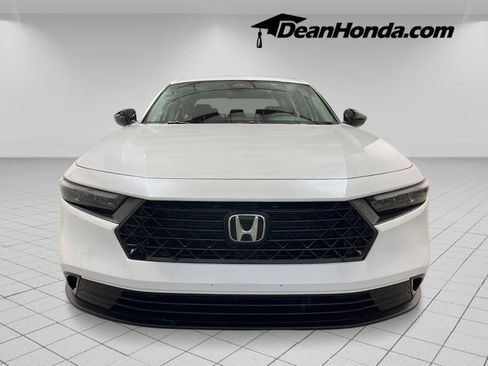 New 2025 Honda Accord SE image 9