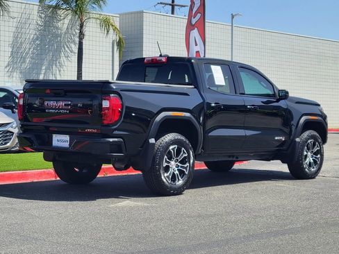 Used 2023 GMC Canyon AT4 w/ AT4 Premium Package AWD/4WD image 2