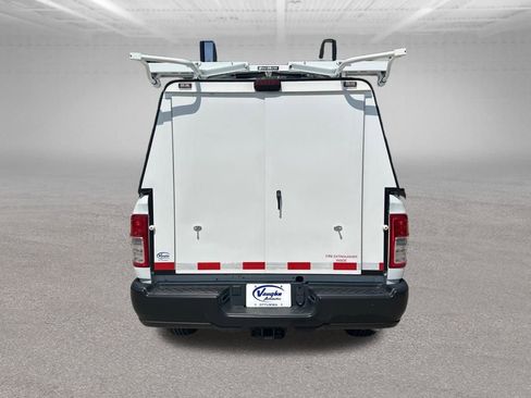 Used 2023 RAM 3500 Tradesman w/ Convenience Group image 11