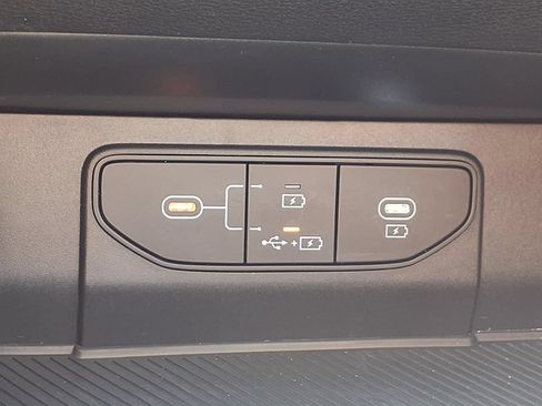 Certified 2026 Kia Sportage LX w/ LX Convenience Package FWD image 5