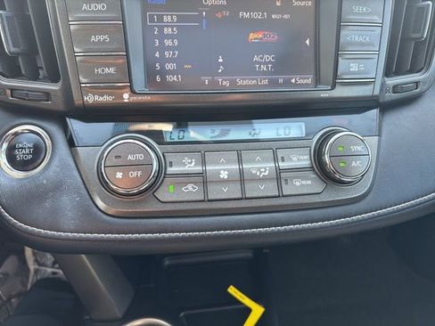 Used 2015 Toyota RAV4 Limited image 14