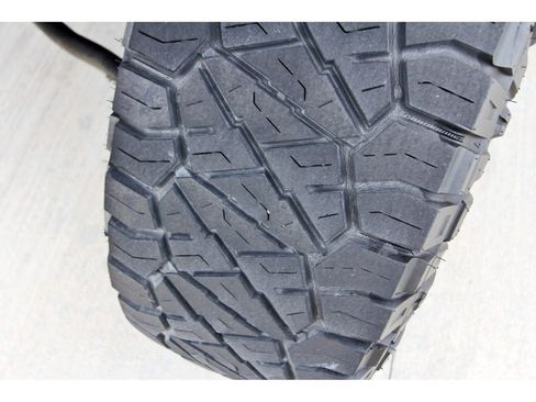 Used 2018 Jeep Wrangler Unlimited Rubicon AWD/4WD image 31