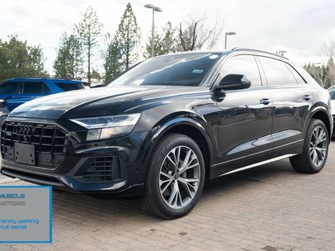 Used 2021 Audi Q8 Premium w/ Black Optic Package image 7