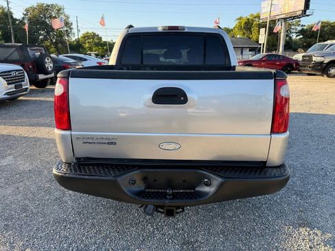 Used 2005 Ford Explorer Sport Trac XLT RWD image 4
