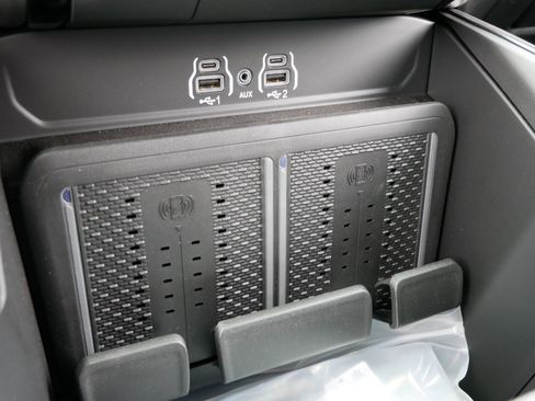 New 2026 RAM 2500 Big Horn AWD/4WD image 16