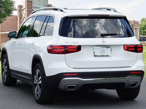 Certified 2025 Mercedes-Benz GLB 250 image 7