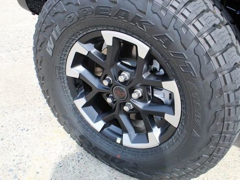 New 2026 Jeep Gladiator Rubicon image 3