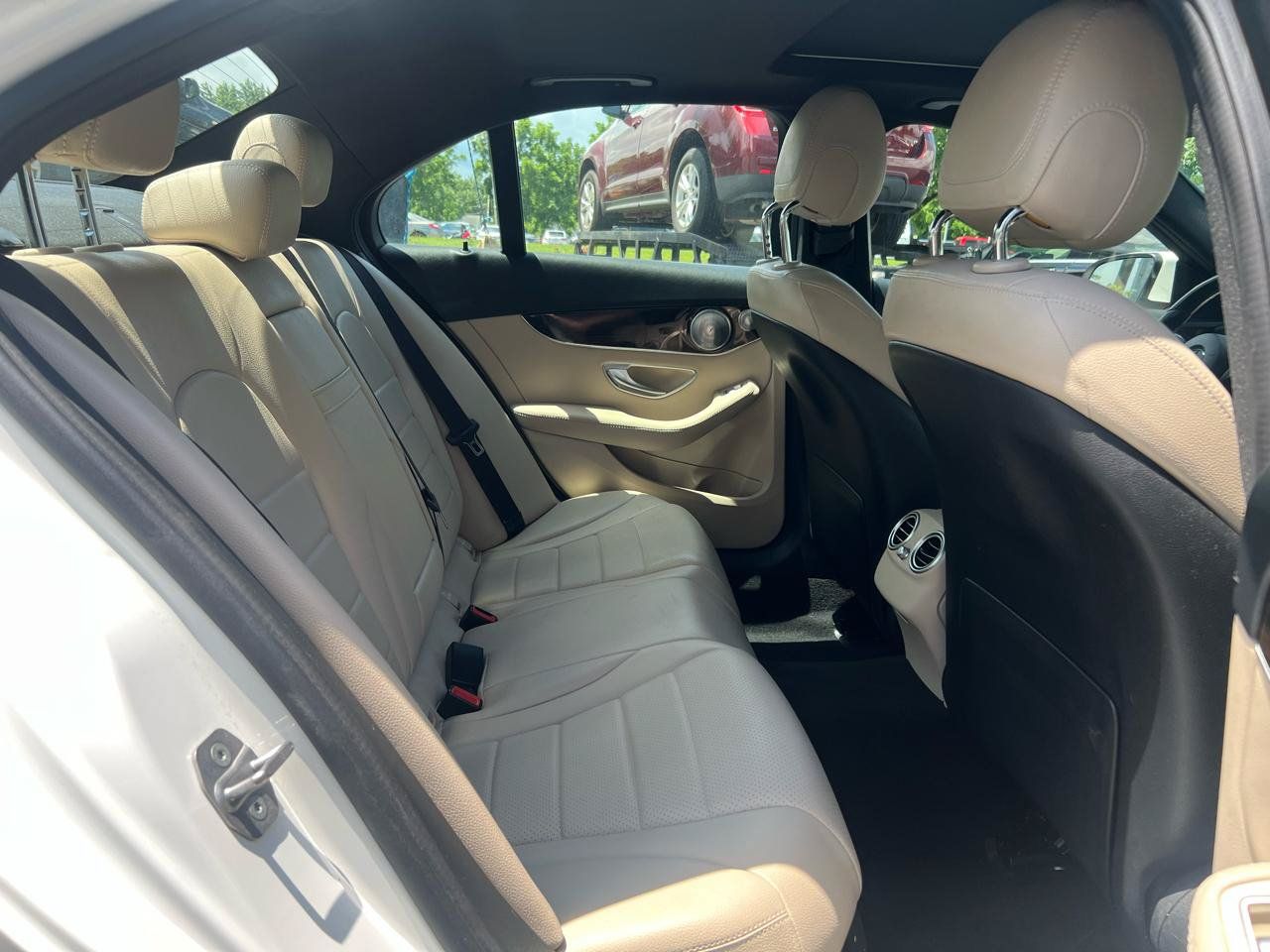 Used 2018 Mercedes-Benz C 300 4MATIC Sedan image 17