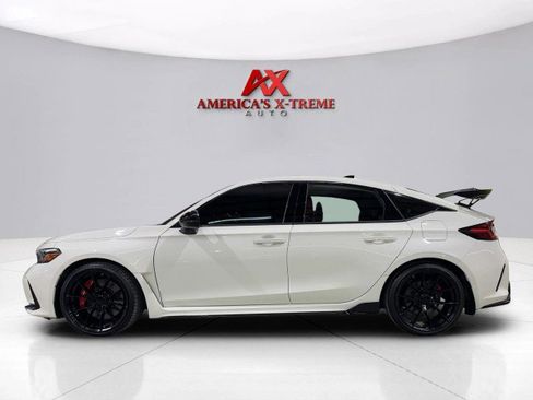 Used 2025 Honda Civic Type R image 3