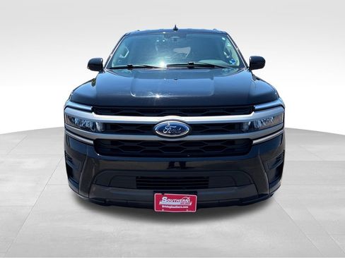 Used 2024 Ford Expedition XLT AWD/4WD image 9