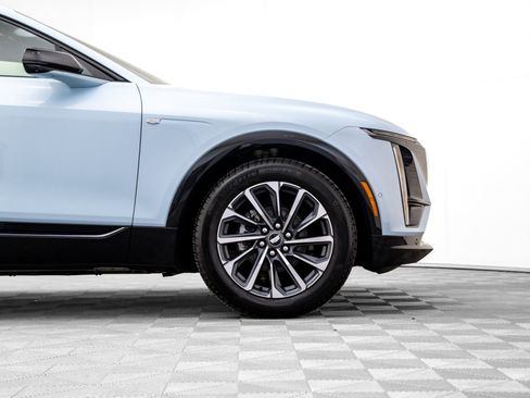 New 2026 Cadillac Lyriq Sport image 33