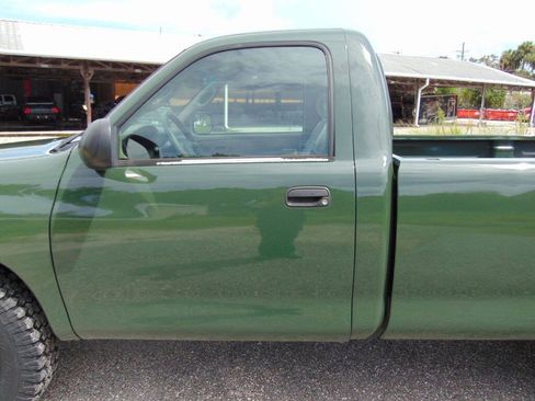 Used 2001 Toyota Tundra 2WD Regular Cab image 4