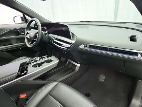 Used 2024 Cadillac Lyriq Sport AWD/4WD image 26