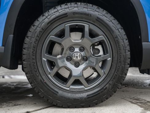 New 2025 Honda Pilot TrailSport image 18