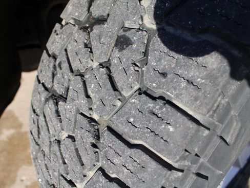 Used 2022 Chevrolet Colorado LT w/ Fleet Safety Package image 14