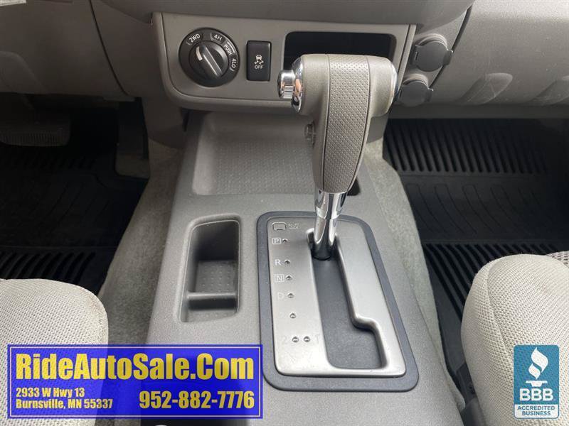 Used 2013 Nissan Frontier SV AWD/4WD image 19